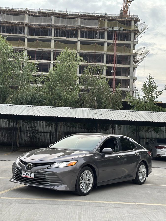 Toyota Camry VIII (XV70) 2019