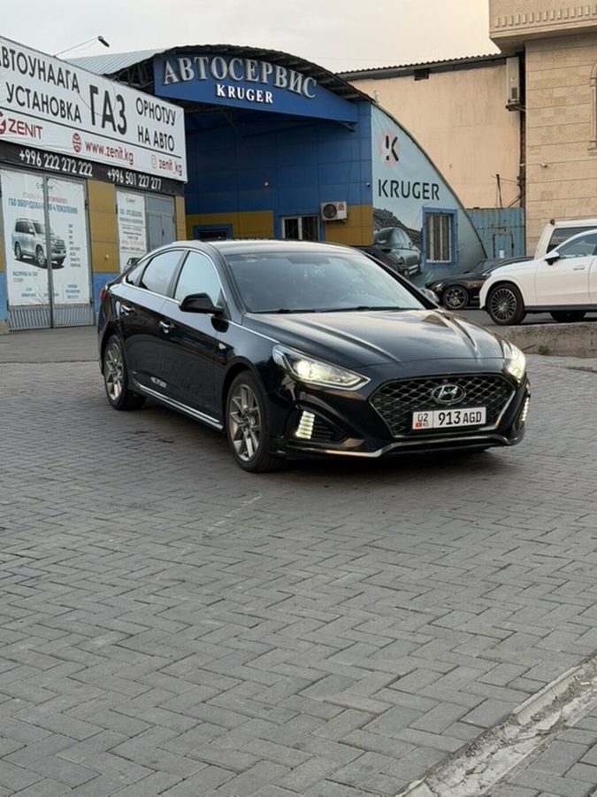 Hyundai Sonata