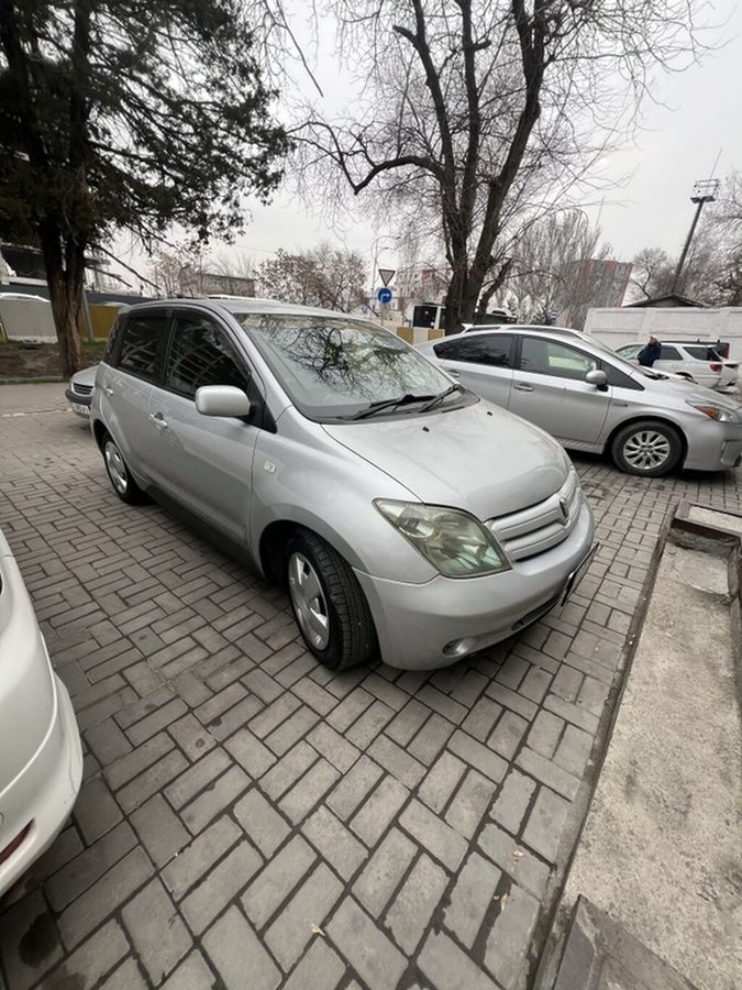 Toyota Ist