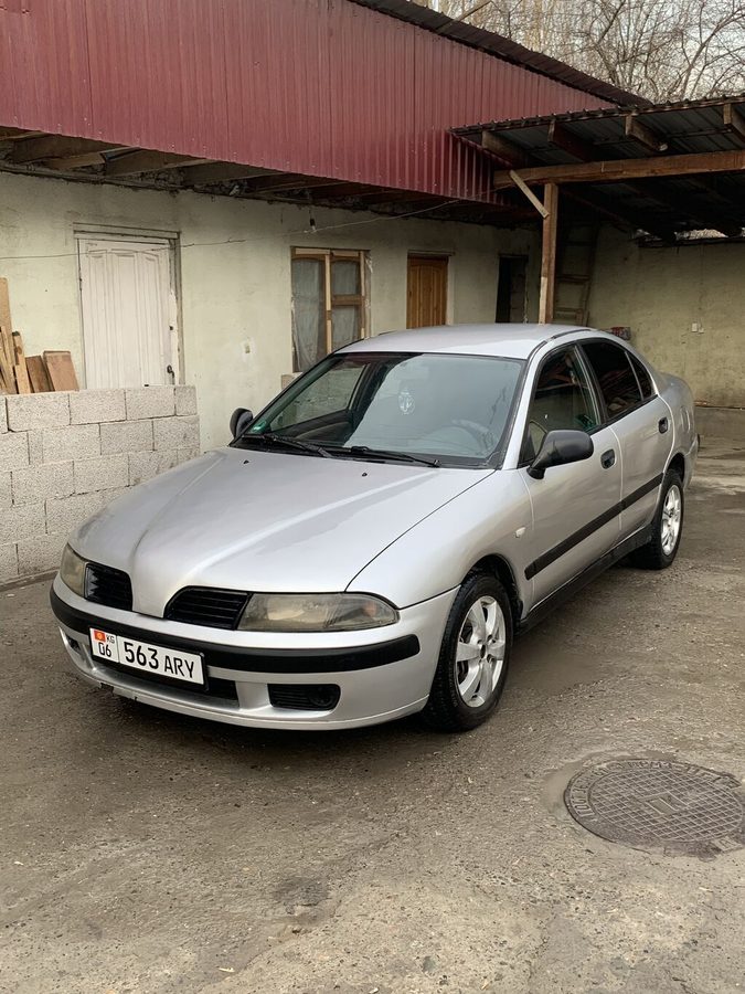 Mitsubishi Carisma