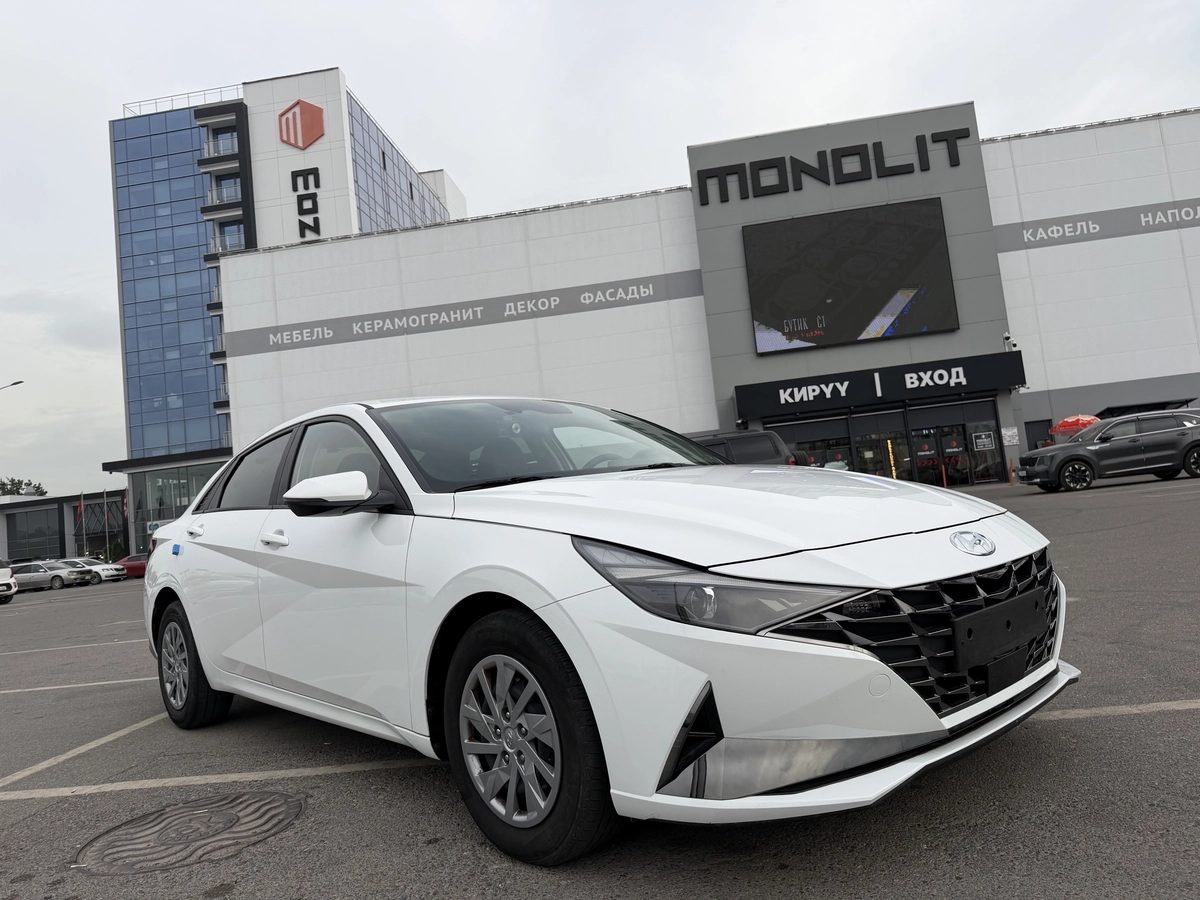 Hyundai Avante VII 2020