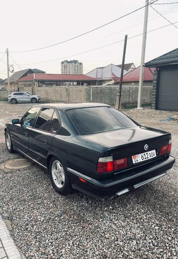 BMW 525