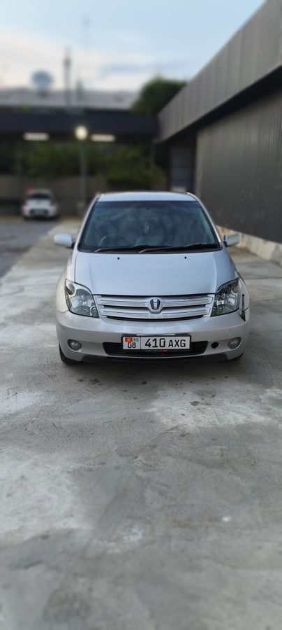 Toyota Ist