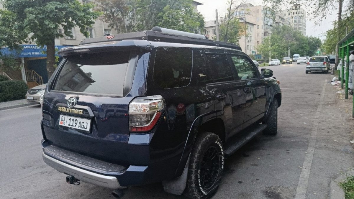 Toyota 4Runner V Рестайлинг