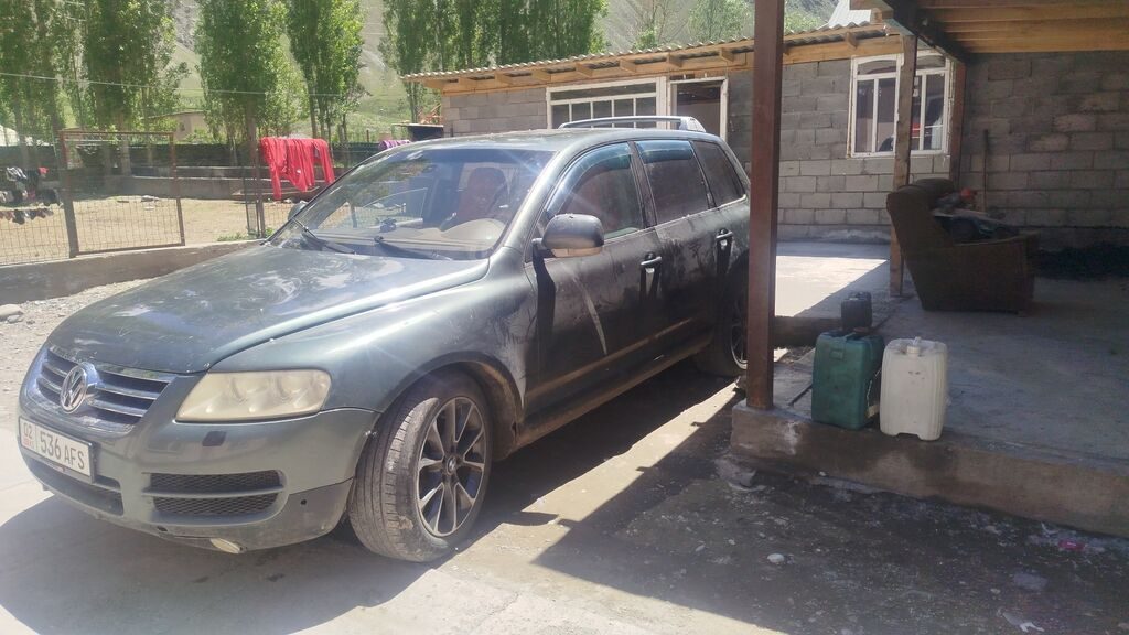 Volkswagen Touareg
