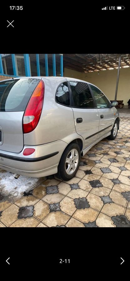 Nissan Almera Tino
