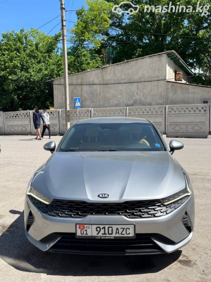 Kia K5 III