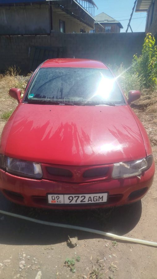 Mitsubishi Carisma