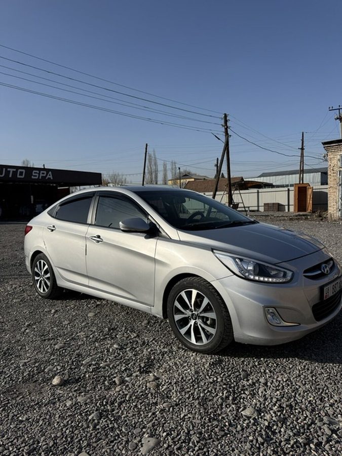 Hyundai Accent