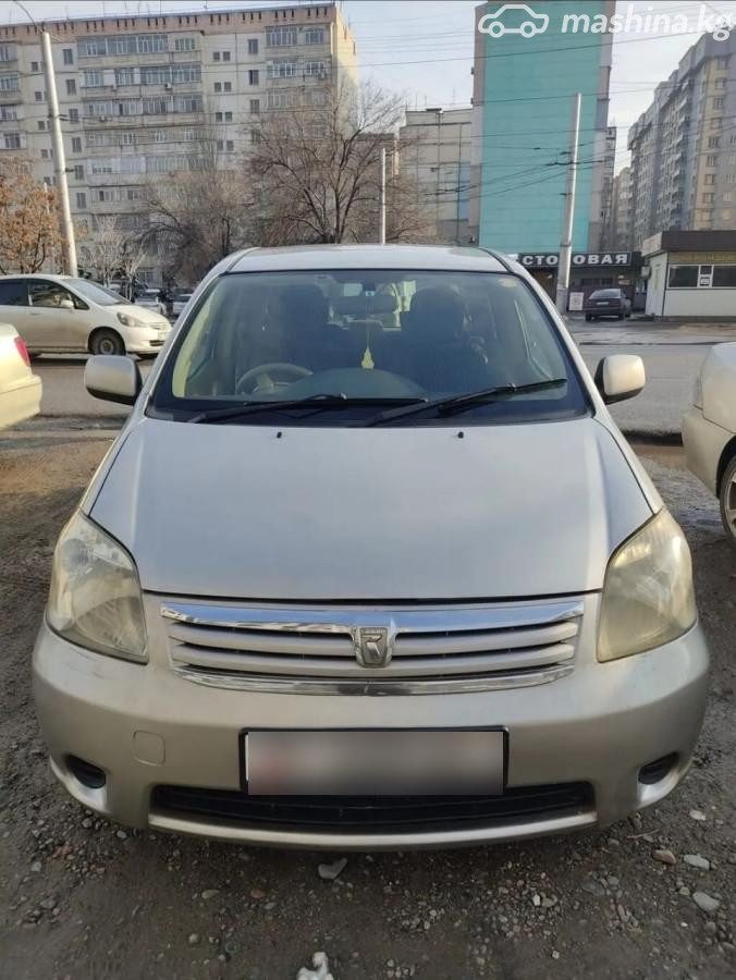 Toyota Raum II
