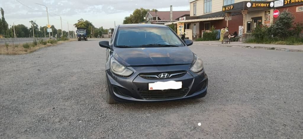 Hyundai Accent