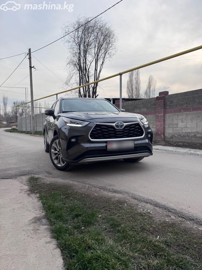 Toyota Highlander IV (U70)