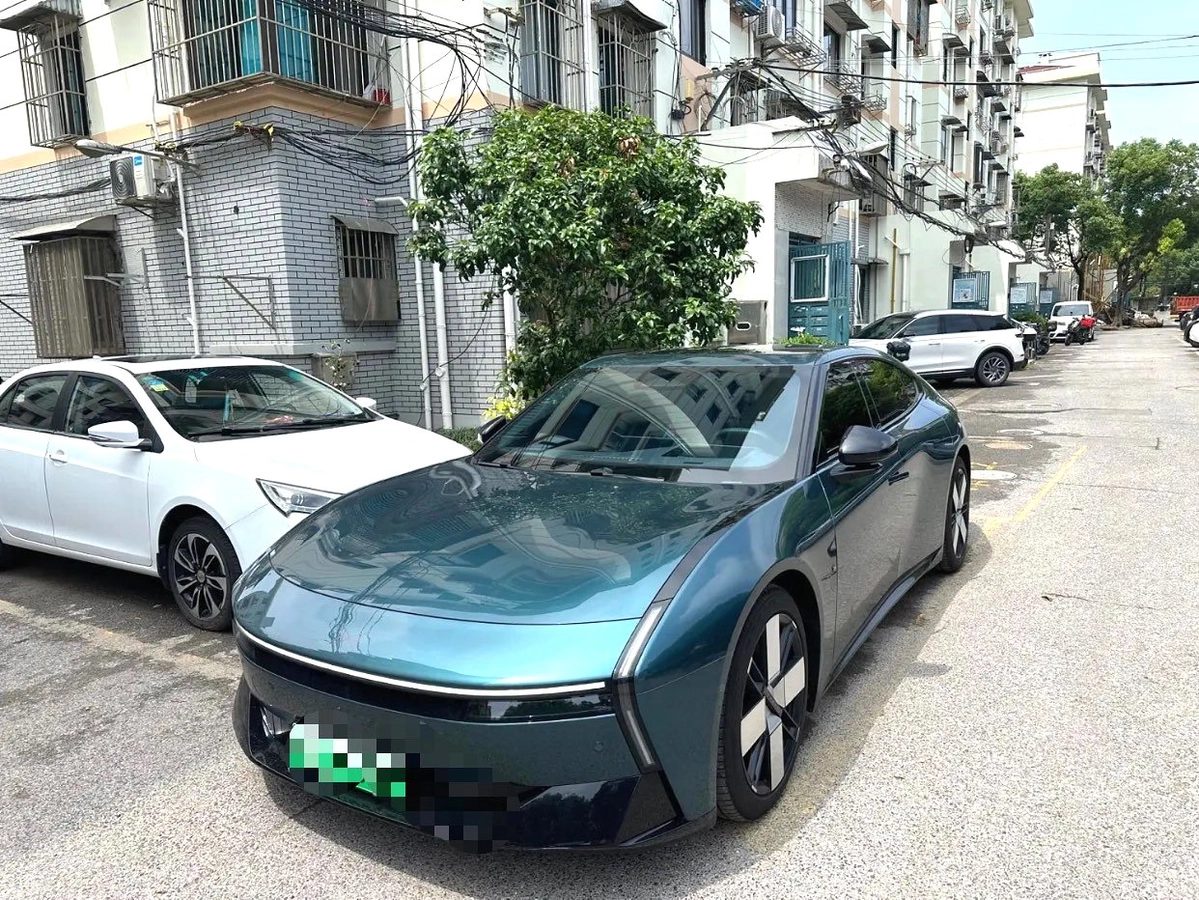 Xpeng P7 2025
