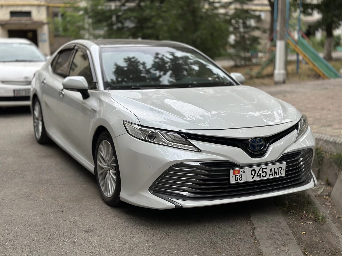 Toyota Camry VIII (XV70) 2017