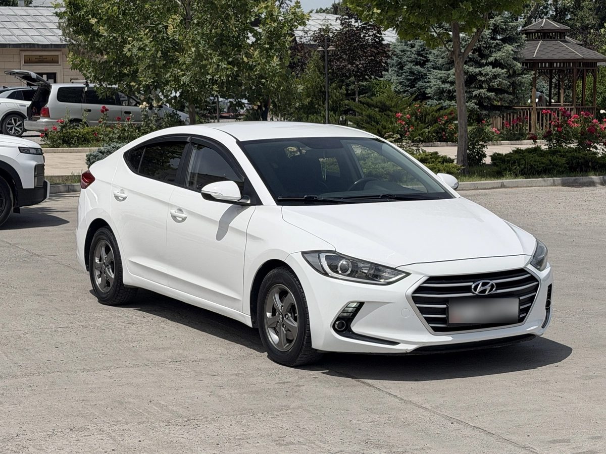 Hyundai Avante VI 2016