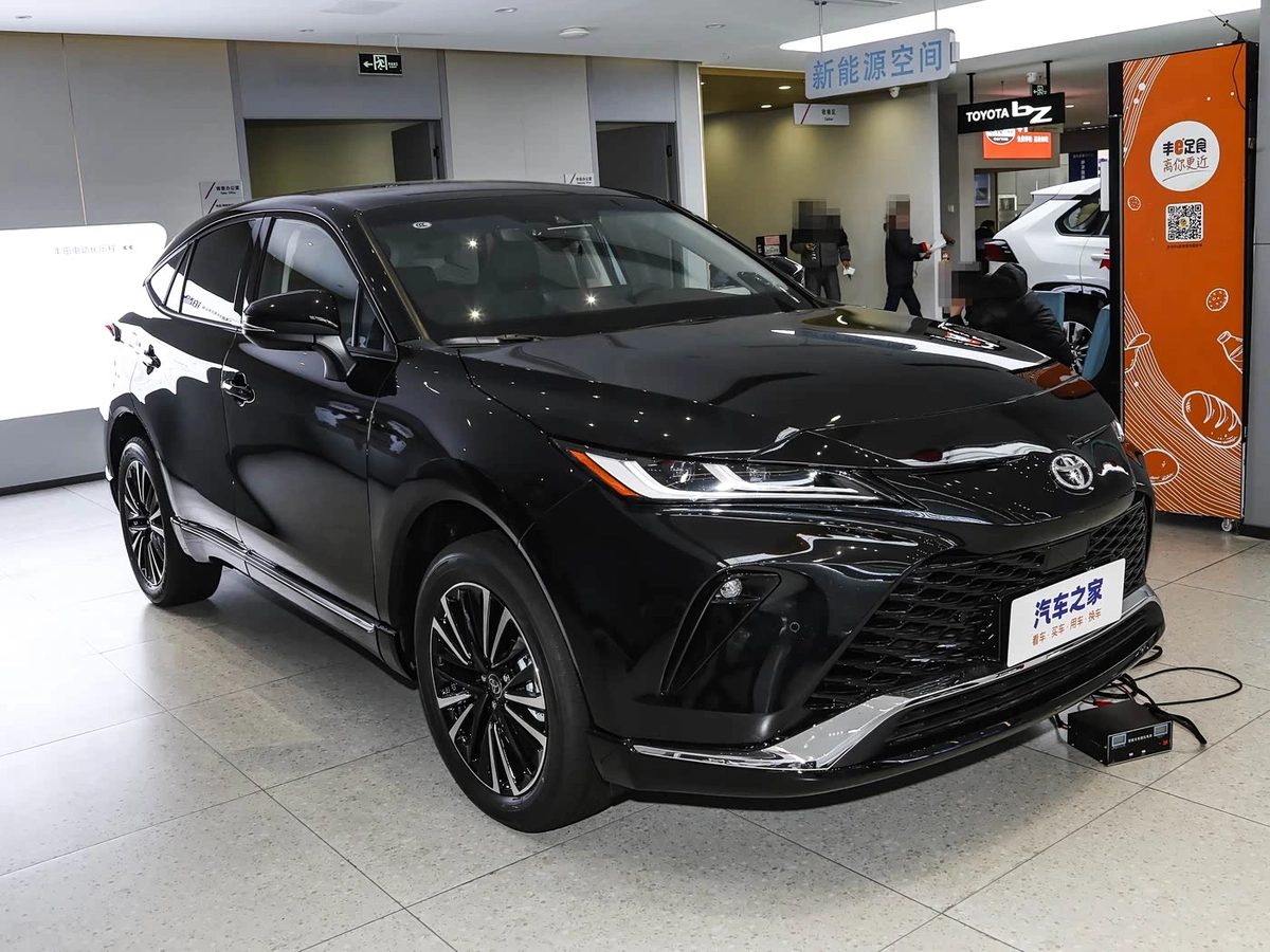 Toyota Venza II 2026