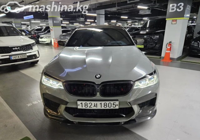 BMW M5