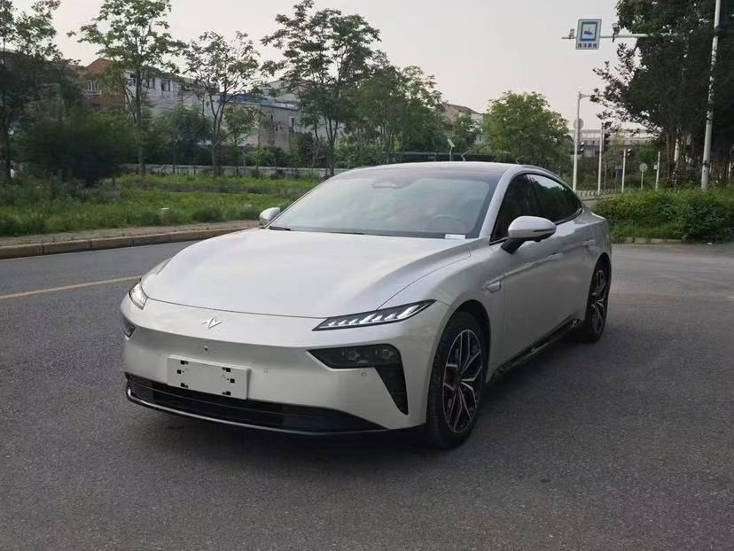 Dongfeng eπ 007 2025