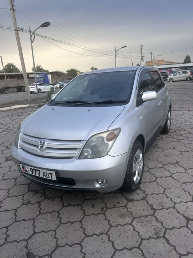 Toyota Ist
