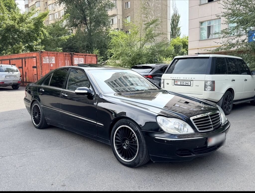 Mercedes-Benz S-Class