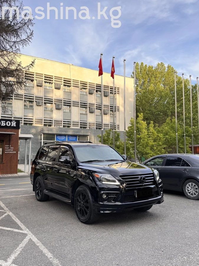 Lexus LX III 2008