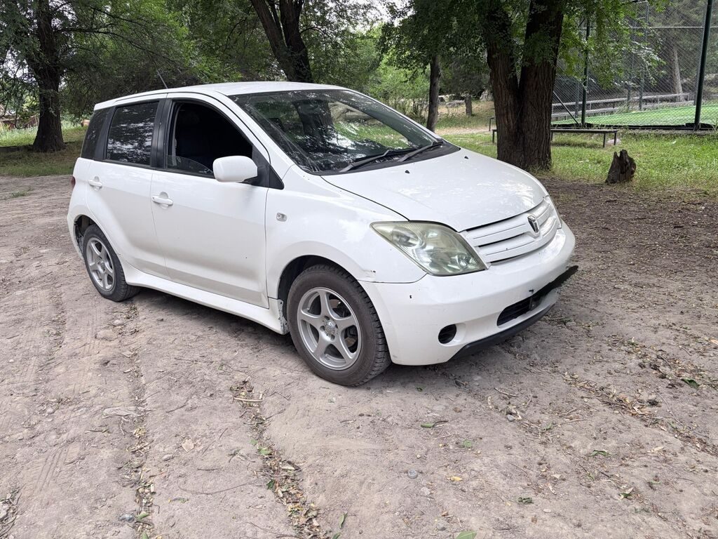 Toyota Ist
