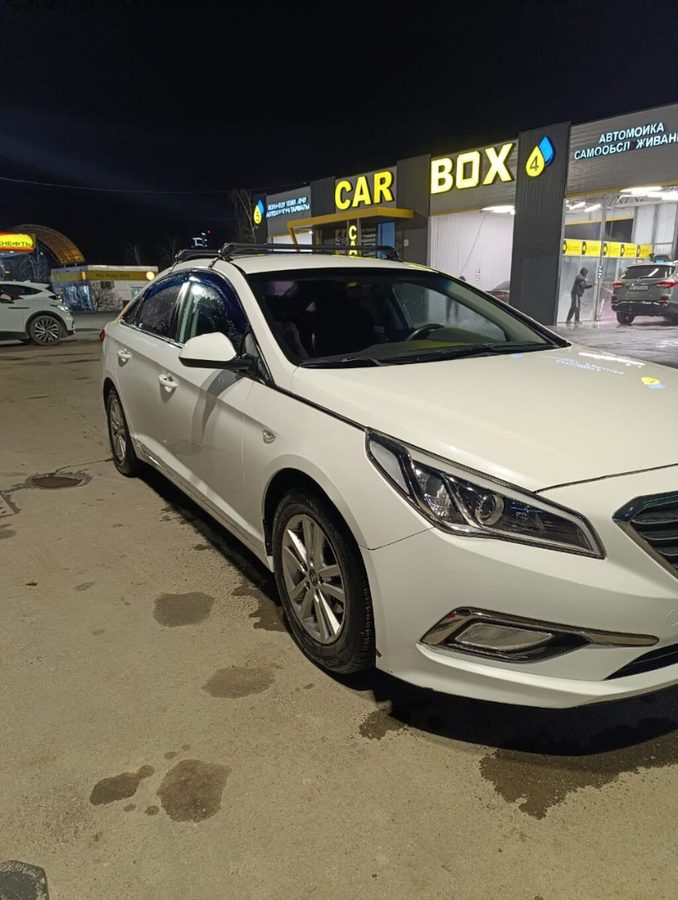 Hyundai Sonata