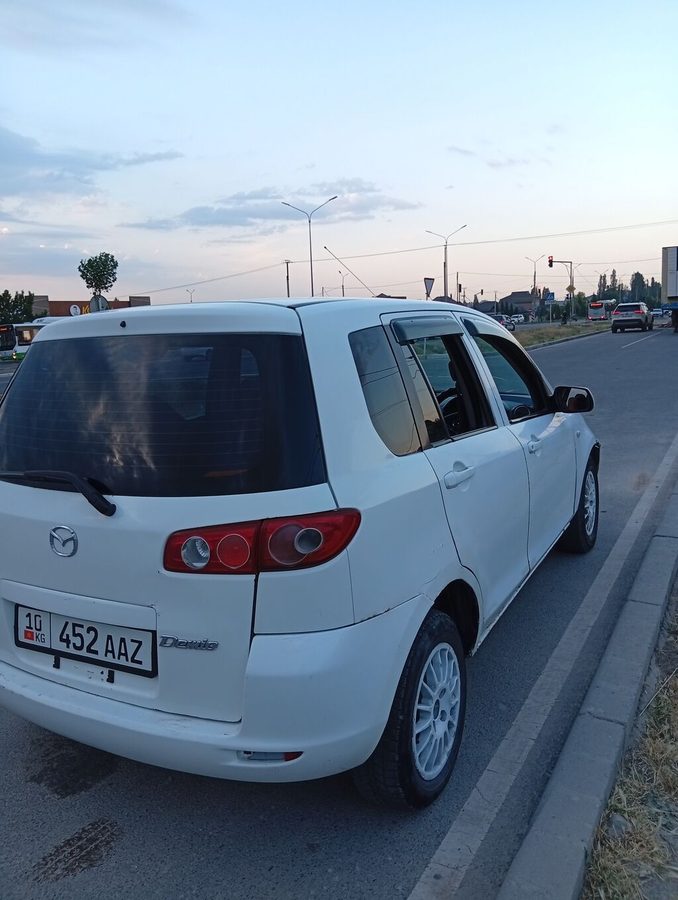 Mazda Demio