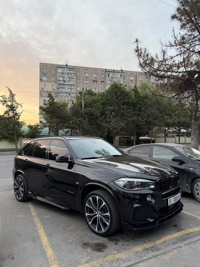 BMW X5 III (F15) 2017