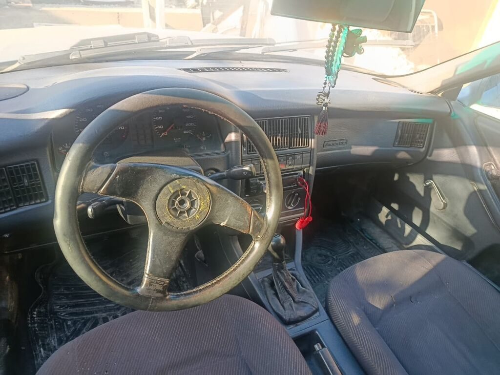 Audi 100