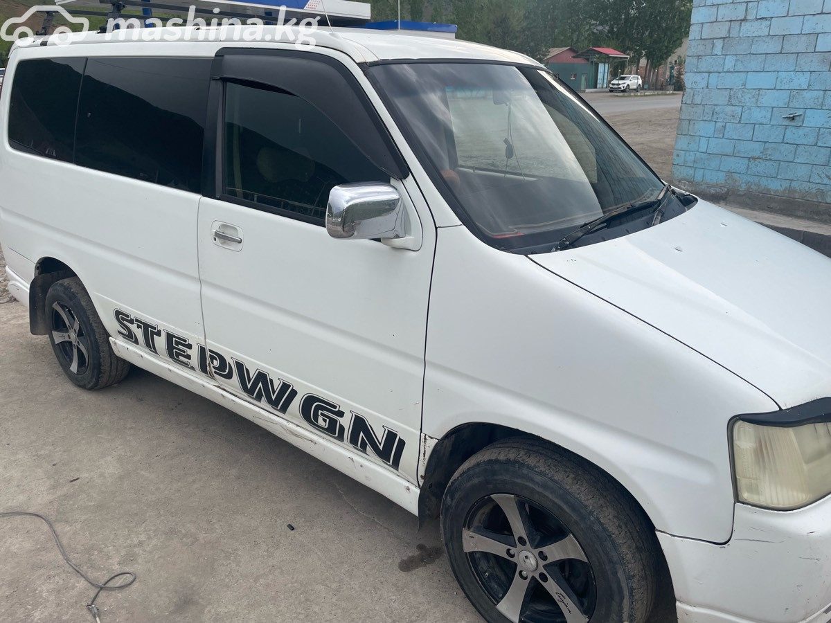 Honda Stepwgn I Рестайлинг