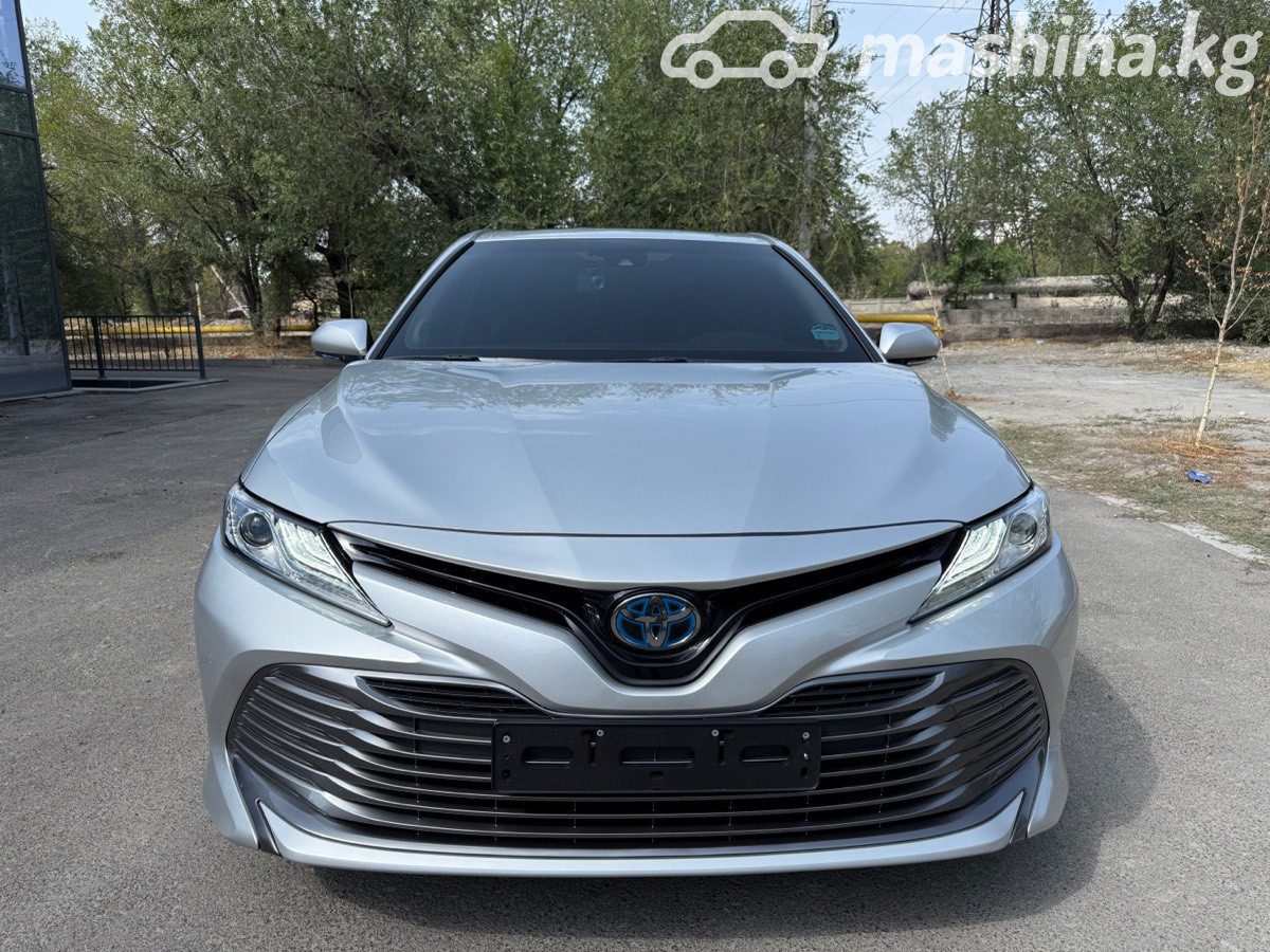 Toyota Camry VIII (XV70)