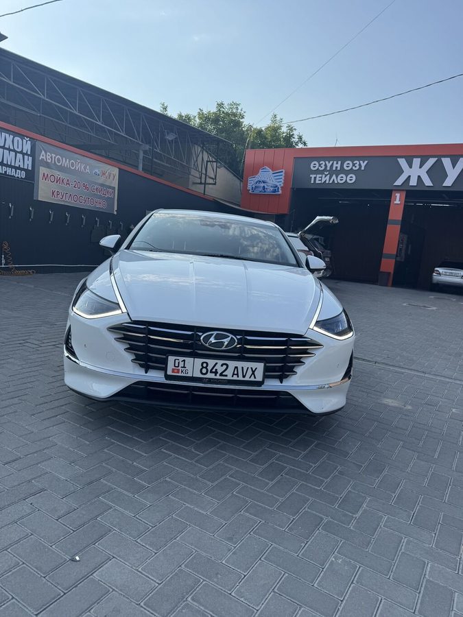 Hyundai Sonata