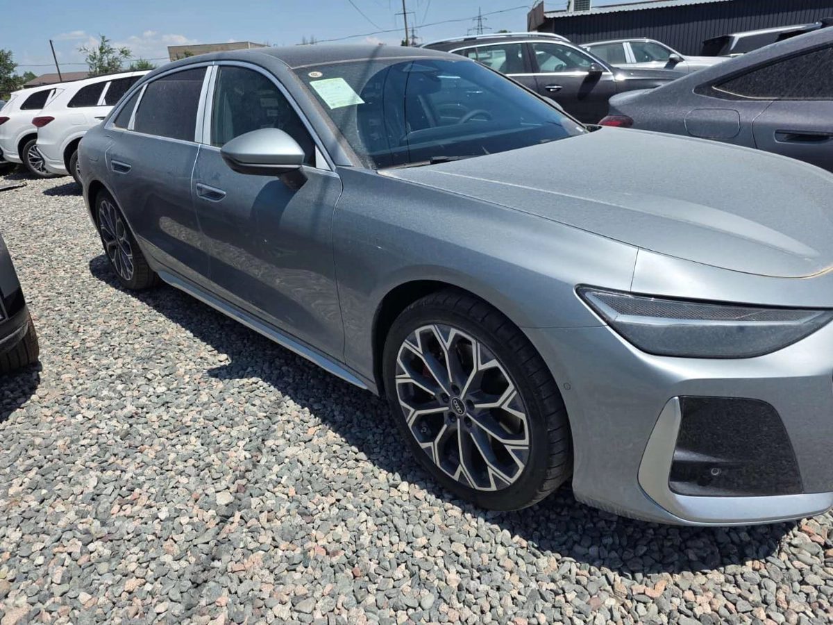 Audi A6 V (C8) Рестайлинг 2026