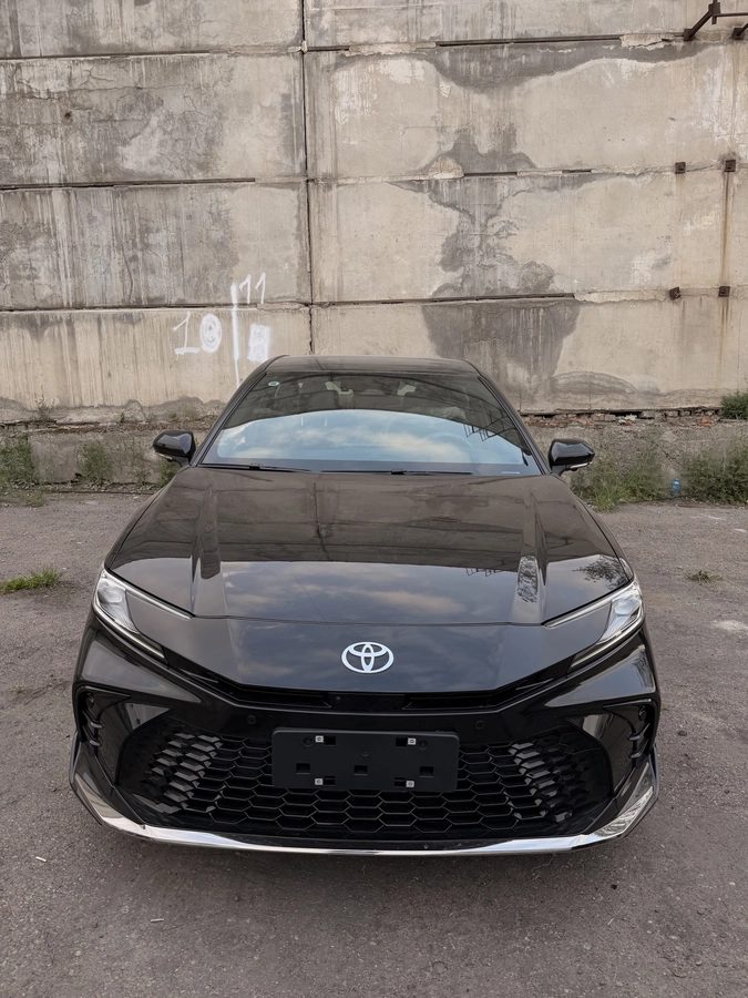 Toyota Camry IX (XV80) 2026