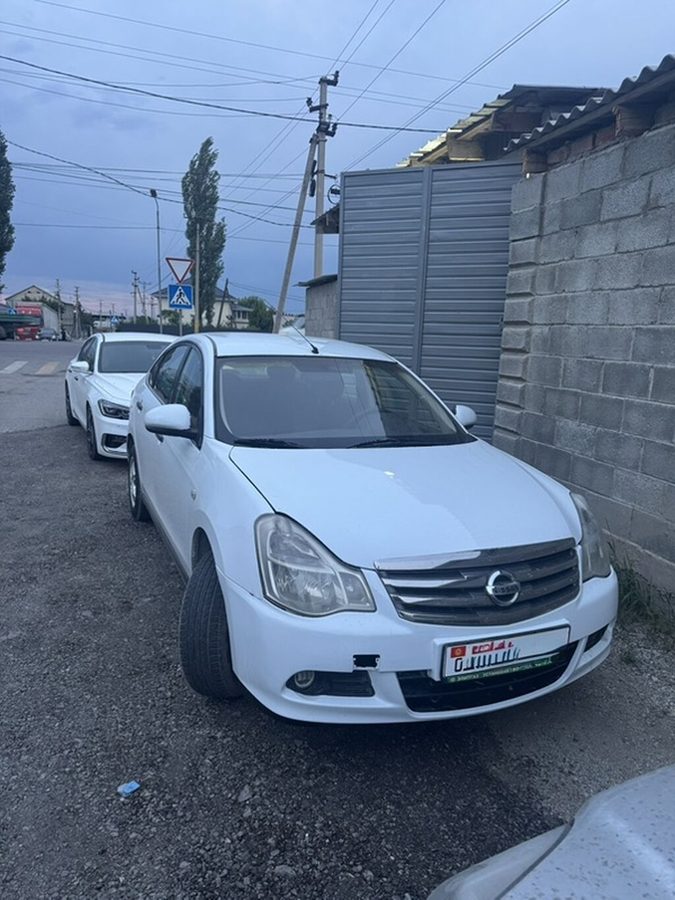Nissan Almera