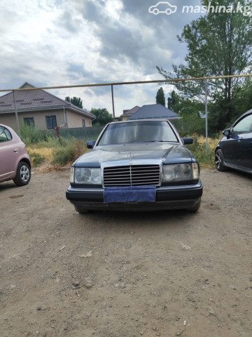 Mercedes-Benz W124