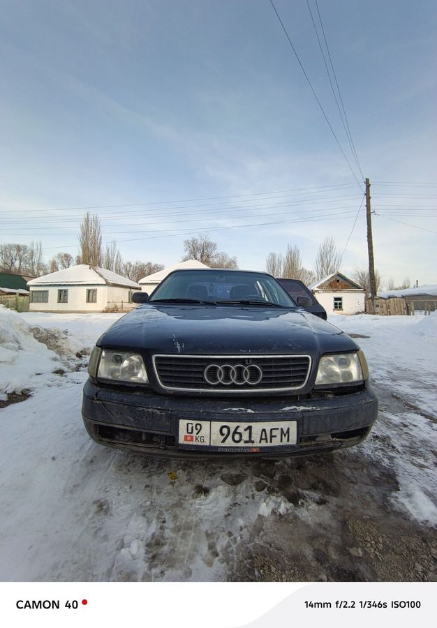 Audi 100