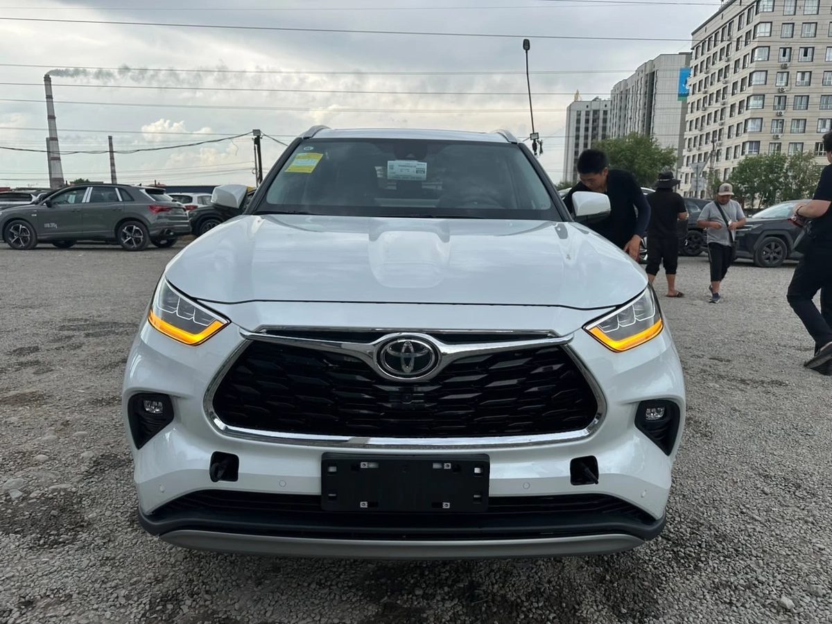 Toyota Highlander IV (U70) 2026