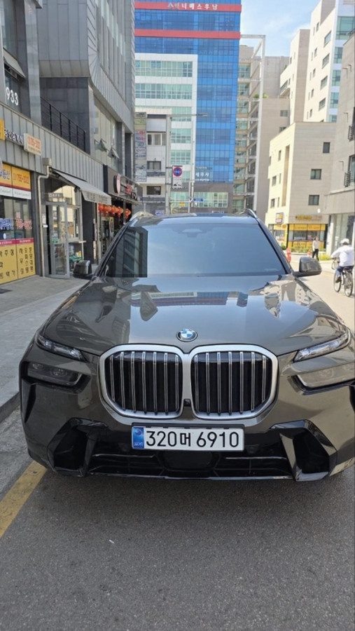 BMW X7 I (G07) Рестайлинг 2025