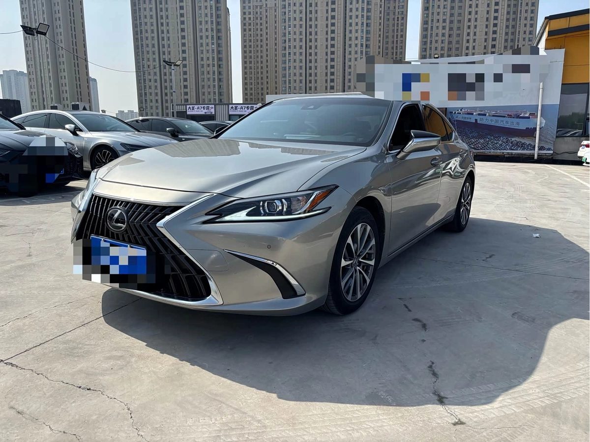 Lexus ES VII Рестайлинг 2023