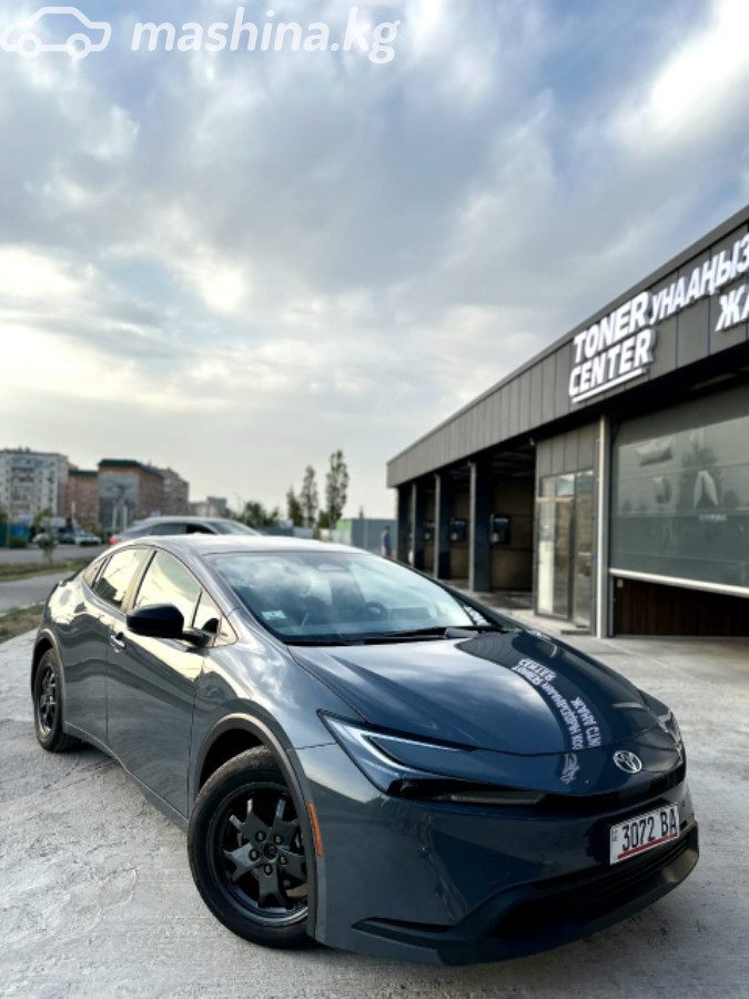 Toyota Prius V (XW60)