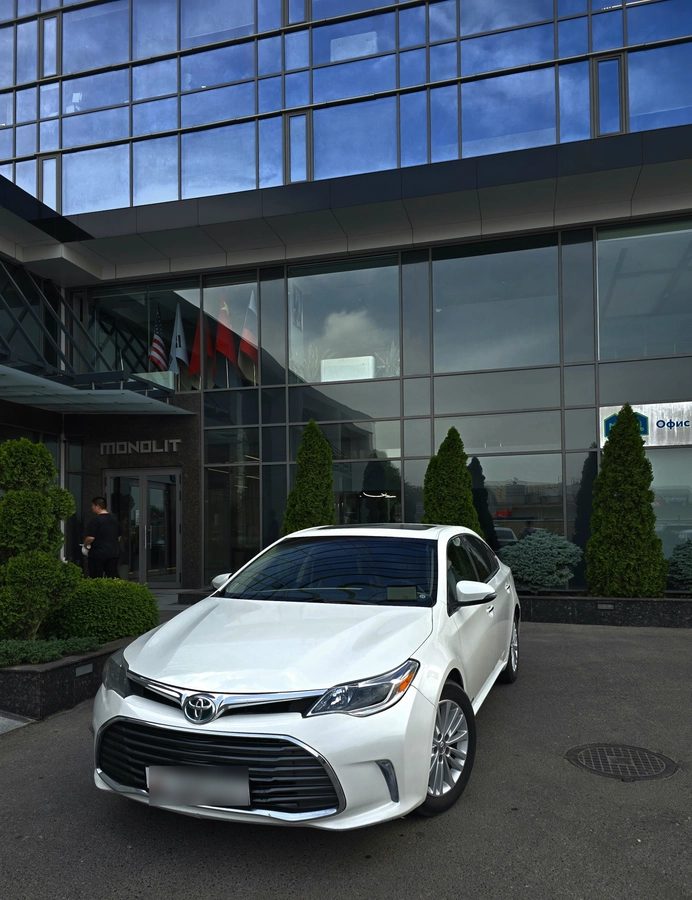 Toyota Avalon IV Рестайлинг 2015