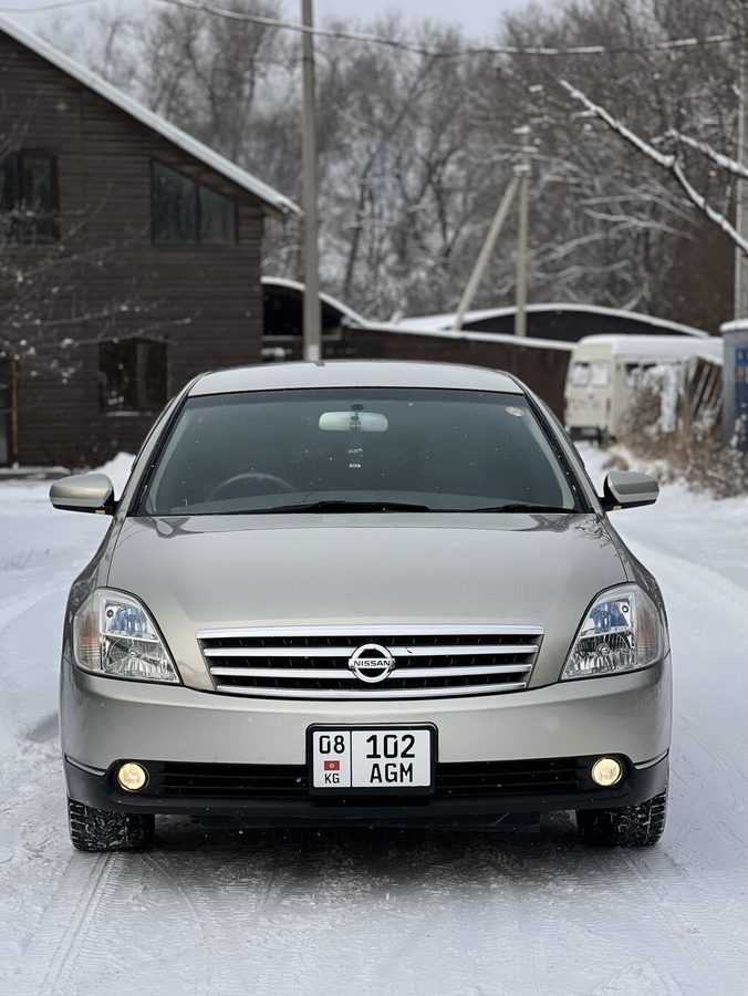 Nissan Teana