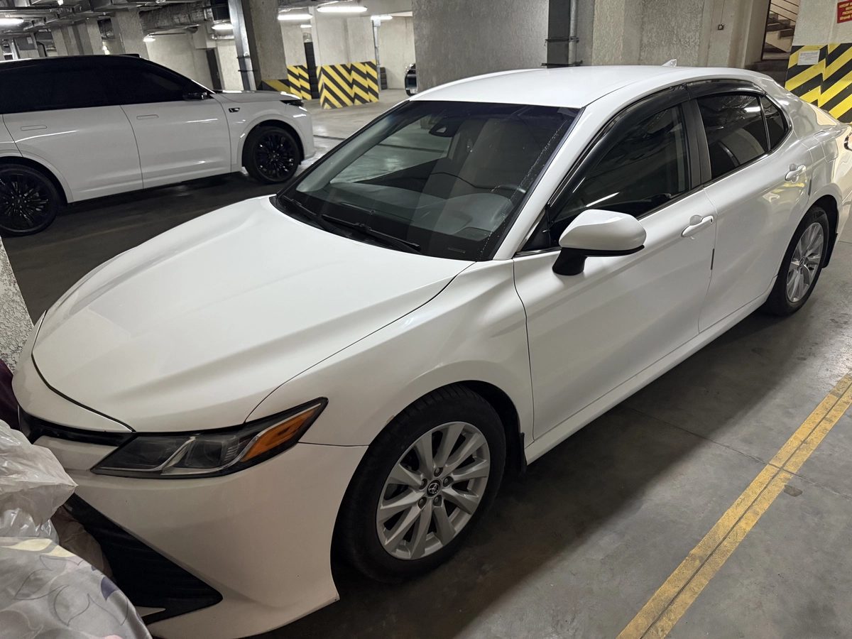 Toyota Camry VIII (XV70) 2020