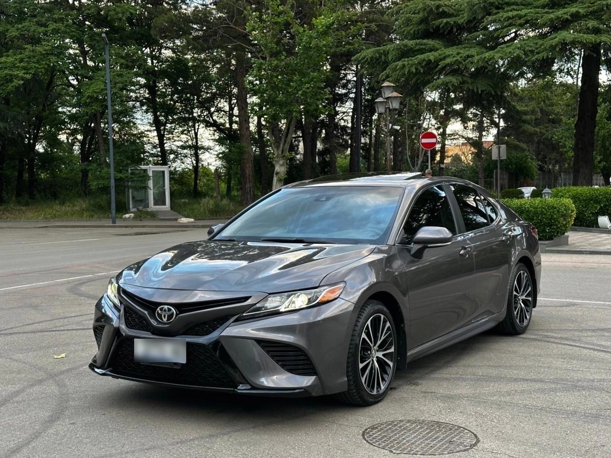 Toyota Camry VIII (XV70) 2019