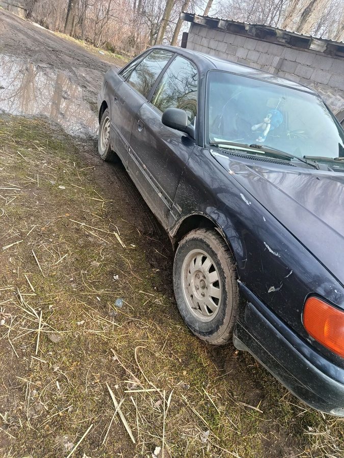 Audi 100