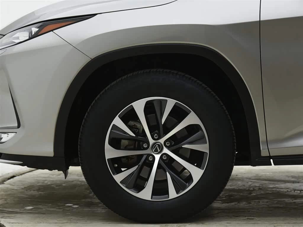Lexus RX IV Рестайлинг 2022