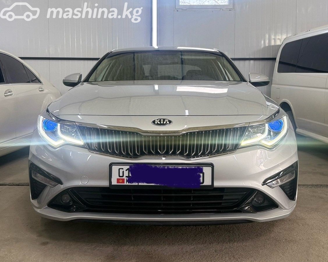 Kia K5 III