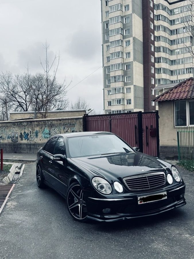 Mercedes-Benz E-Class
